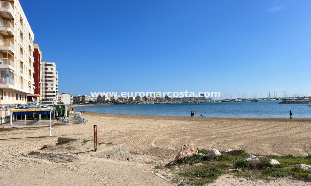 Venta - Apartamento / piso - Torrevieja - TORREVIEJA