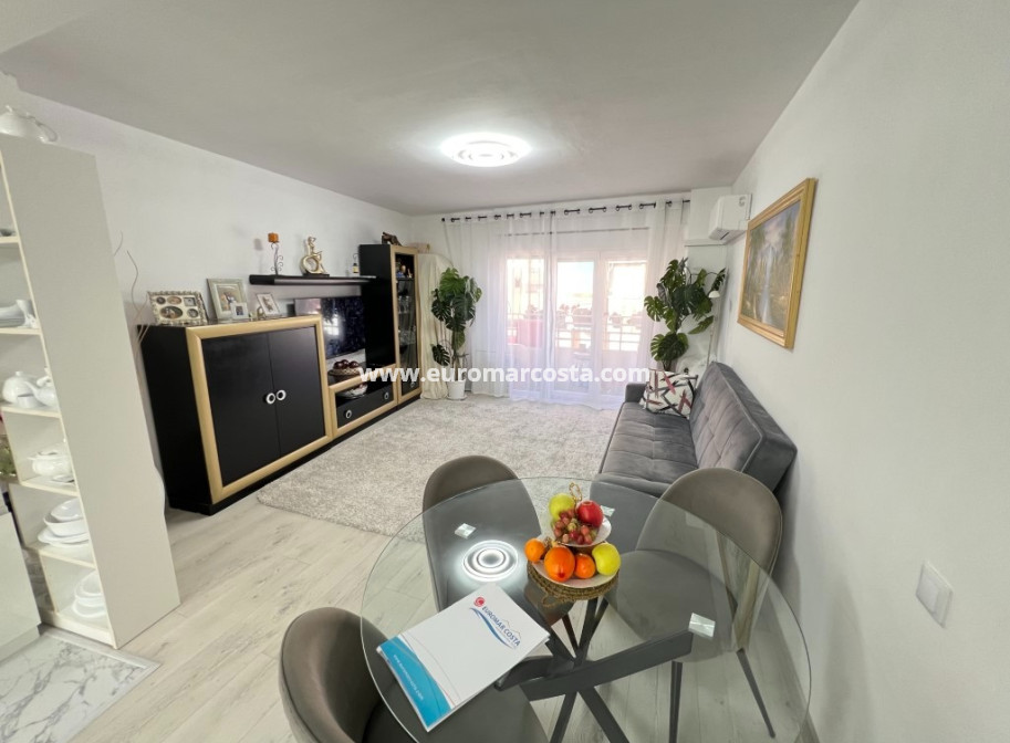 Sale - Apartment / flat - Guardamar del Segura