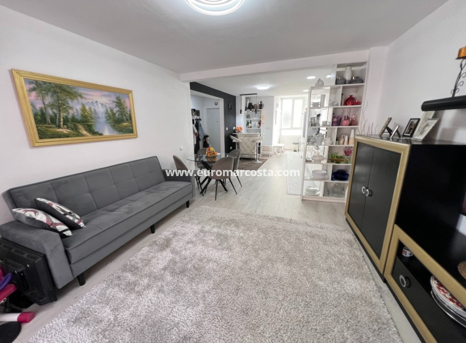 Sale - Apartment / flat - Guardamar del Segura