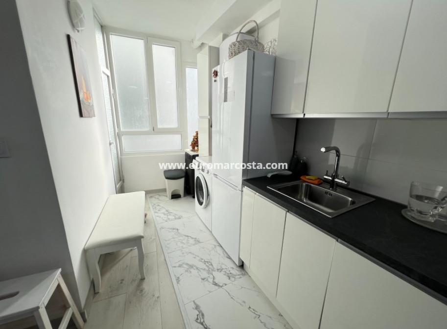 Sale - Apartment / flat - Guardamar del Segura