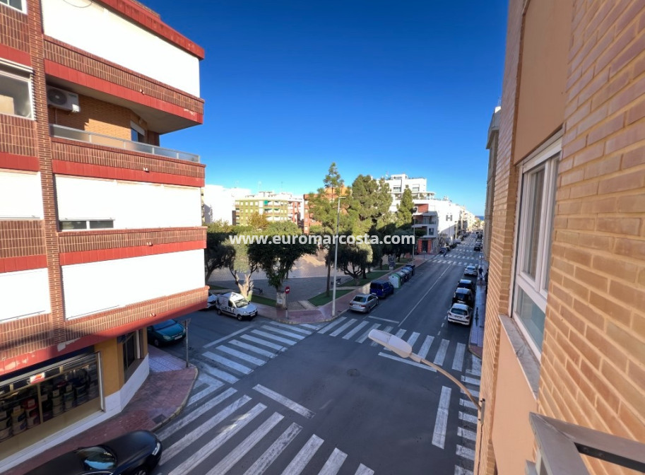 Sale - Apartment / flat - Guardamar del Segura