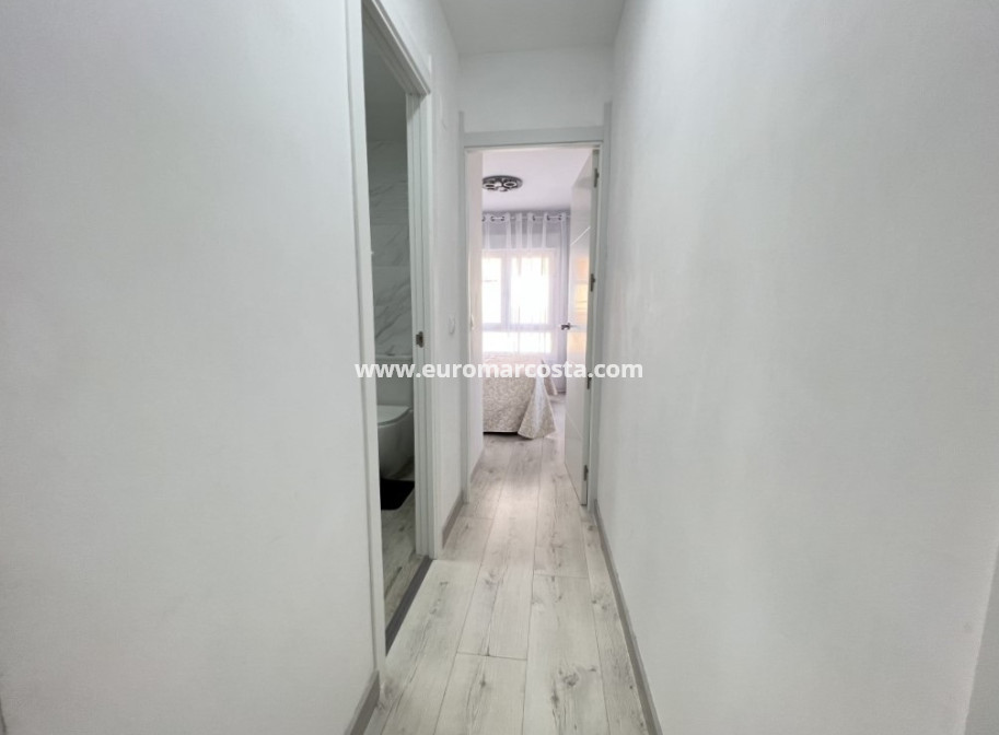 Sale - Apartment / flat - Guardamar del Segura