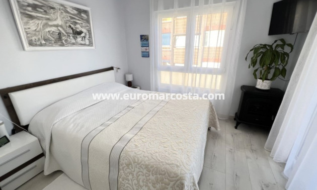 Sale - Apartment / flat - Guardamar del Segura