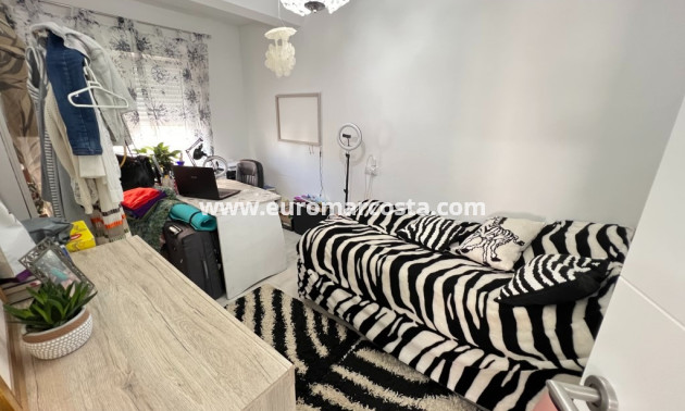 Sale - Apartment / flat - Guardamar del Segura