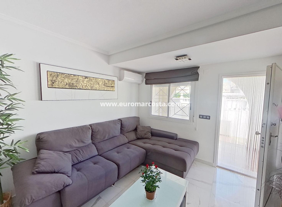 Venta - Villa - Torrevieja - TORREVIEJA