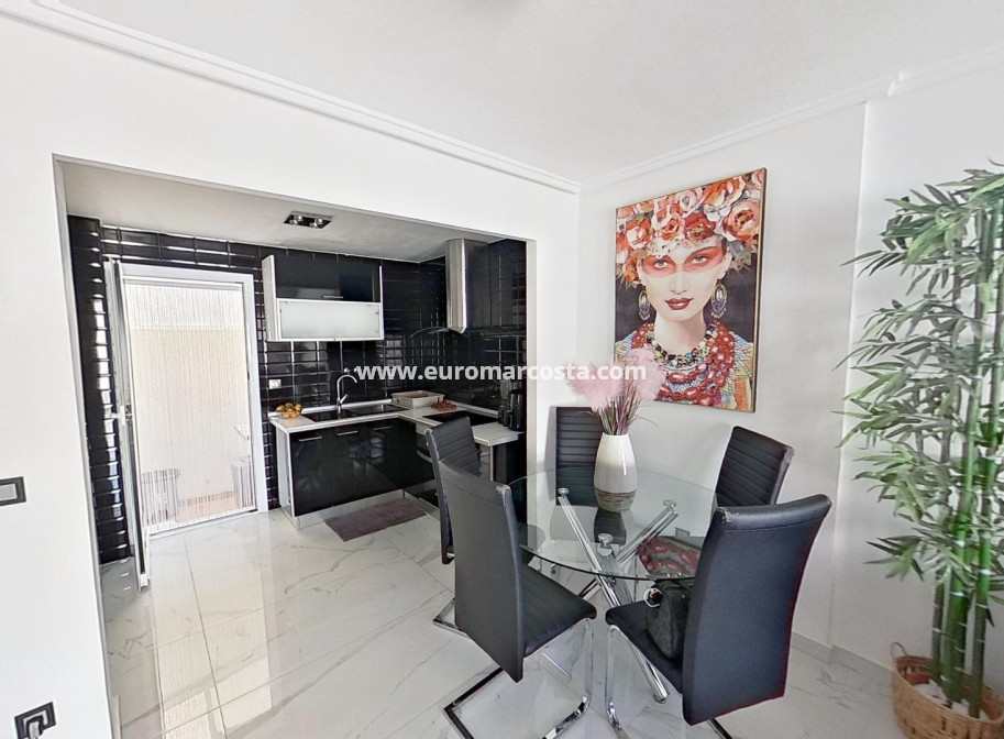 Venta - Villa - Torrevieja - TORREVIEJA