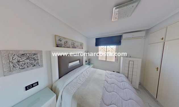 Venta - Villa - Torrevieja - TORREVIEJA