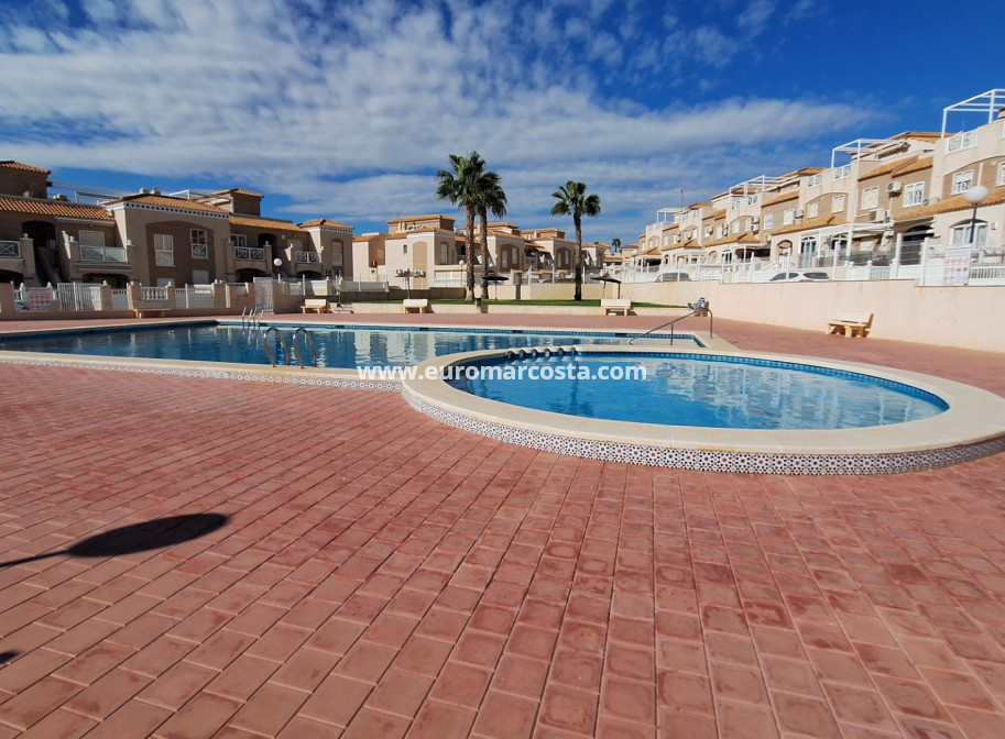 Venta - Villa - Torrevieja - TORREVIEJA