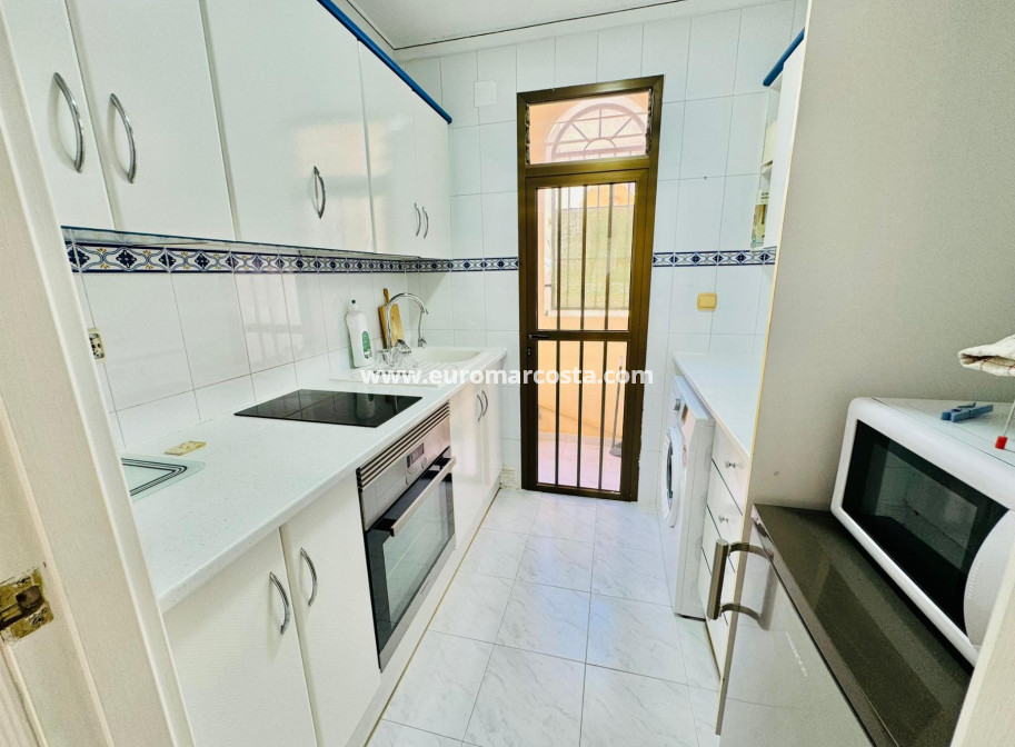 Venta - Apartamento / piso - Torrevieja - TORREVIEJA