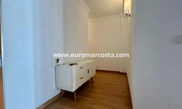 Sale - Apartment / flat - Torrevieja - TORREVIEJA