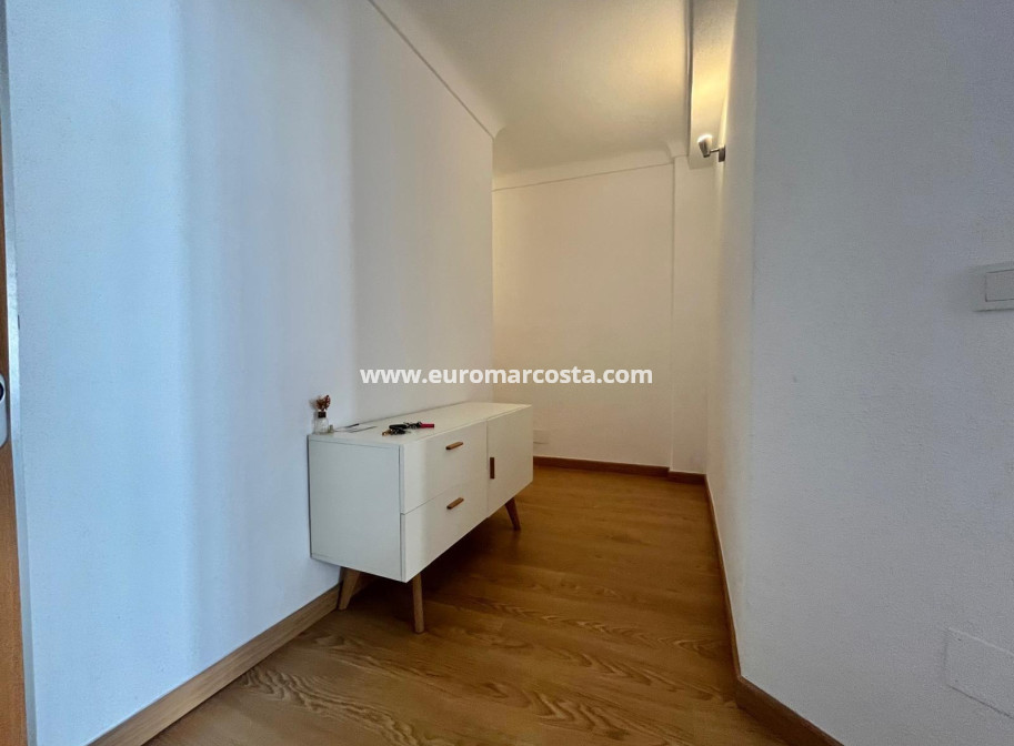 Sale - Apartment / flat - Torrevieja - TORREVIEJA