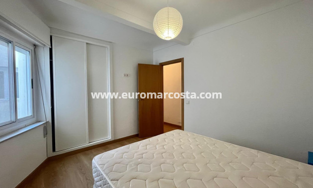 Sale - Apartment / flat - Torrevieja - TORREVIEJA