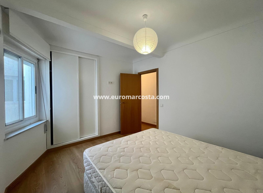 Sale - Apartment / flat - Torrevieja - TORREVIEJA