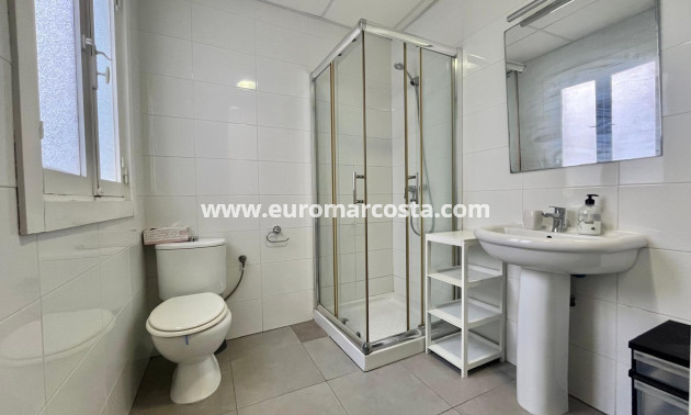 Sale - Apartment / flat - Torrevieja - TORREVIEJA