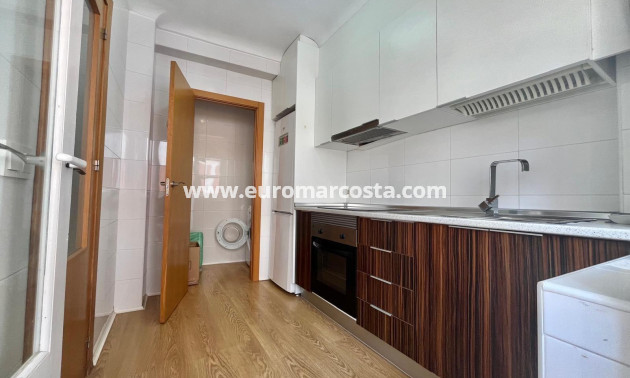 Sale - Apartment / flat - Torrevieja - TORREVIEJA