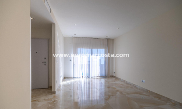 Venta - Villa - Ciudad Quesada - CENTRO