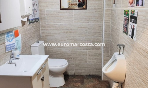 Sale - Commercial - Algorfa