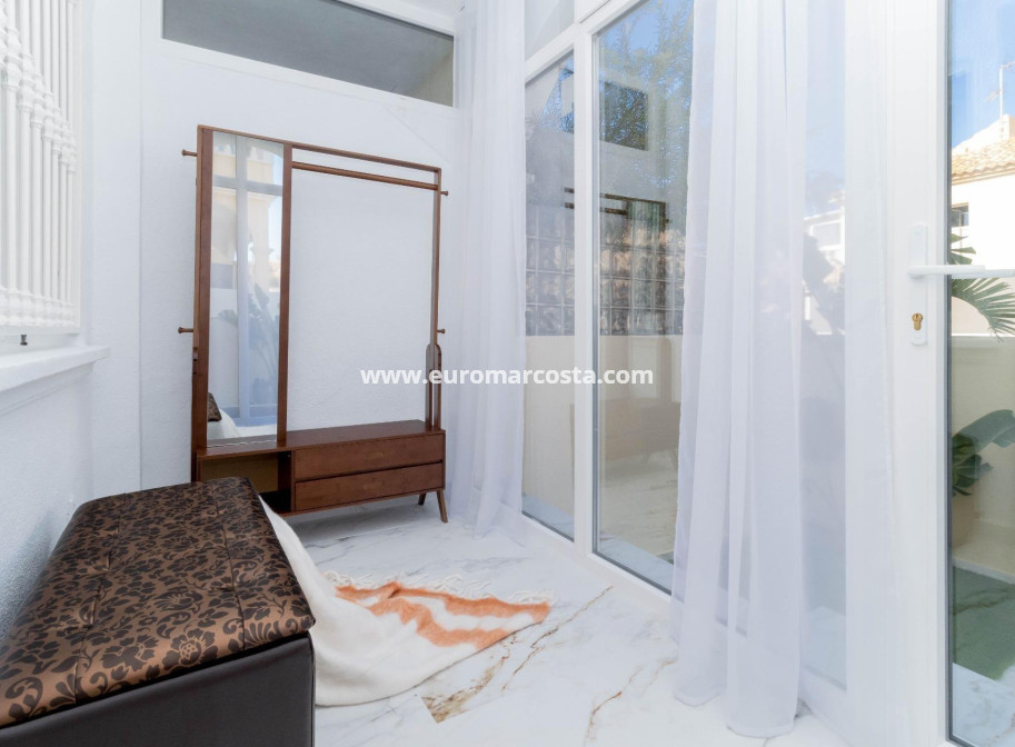 Venta - Bungalow - Torrevieja - Aguas Nuevas