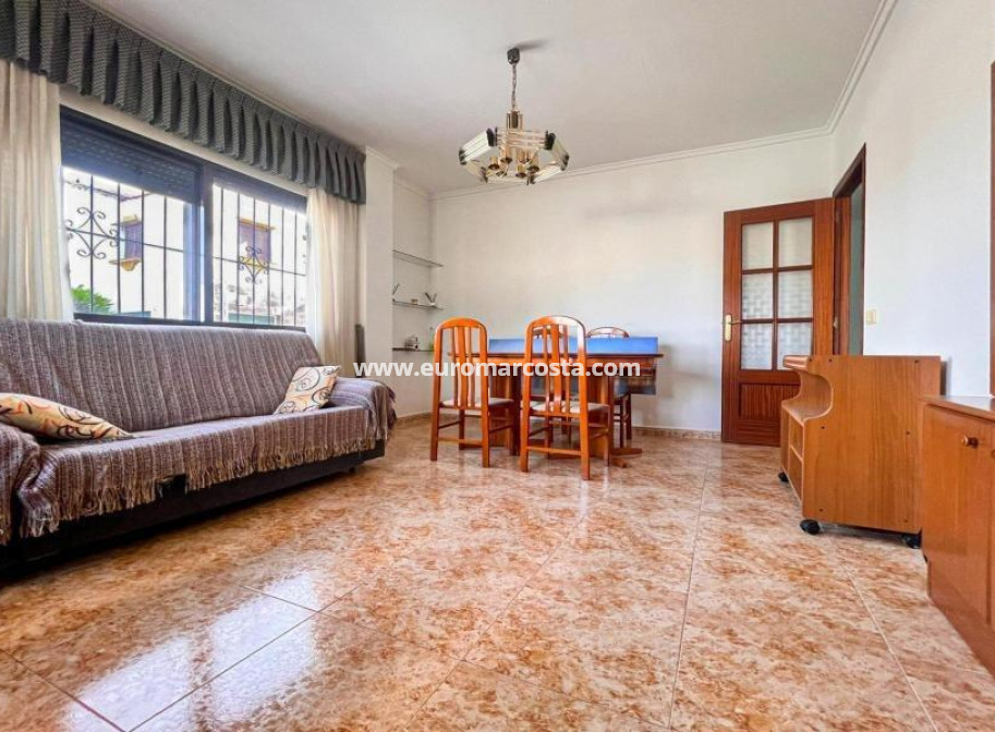 Venta - Apartamento / piso - San Miguel de Salinas - Pueblo