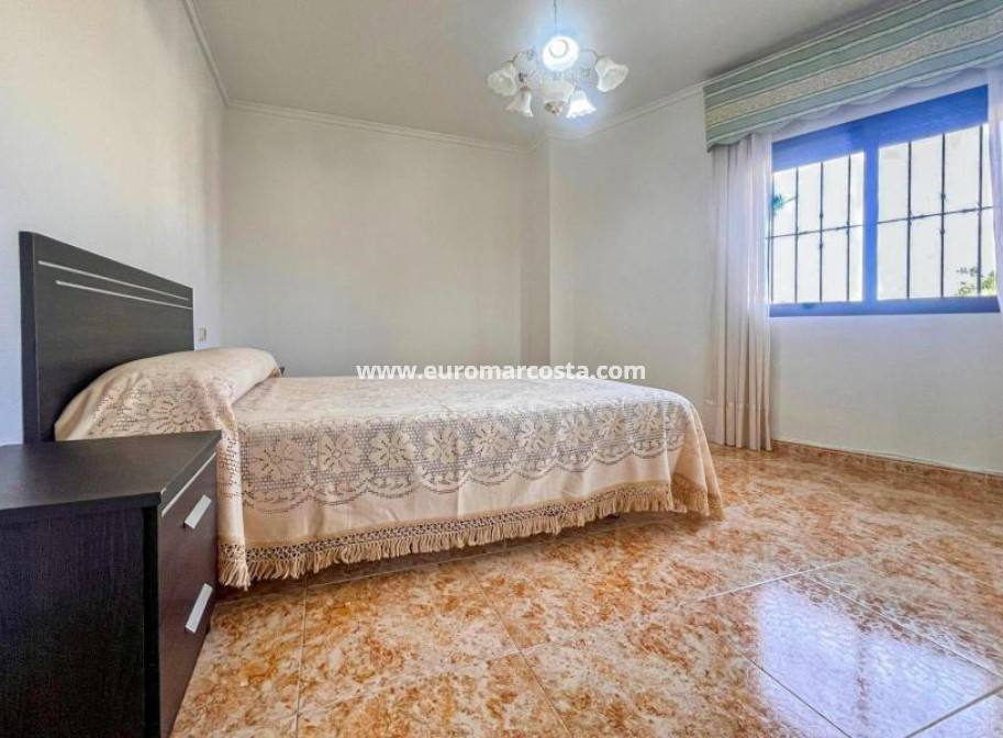 Venta - Apartamento / piso - San Miguel de Salinas - Pueblo