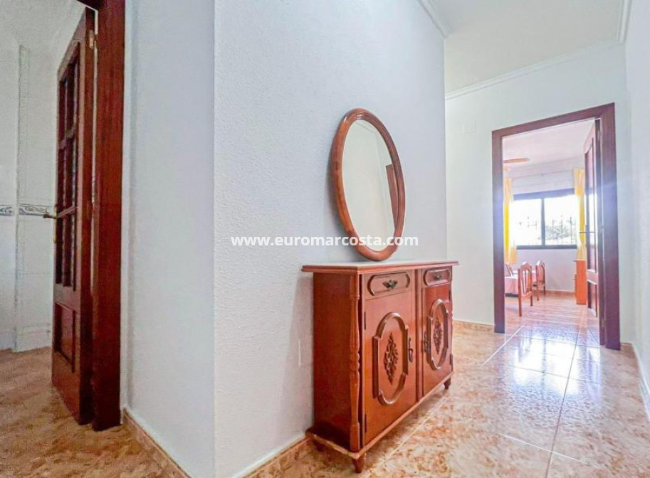 Venta - Apartamento / piso - San Miguel de Salinas - Pueblo