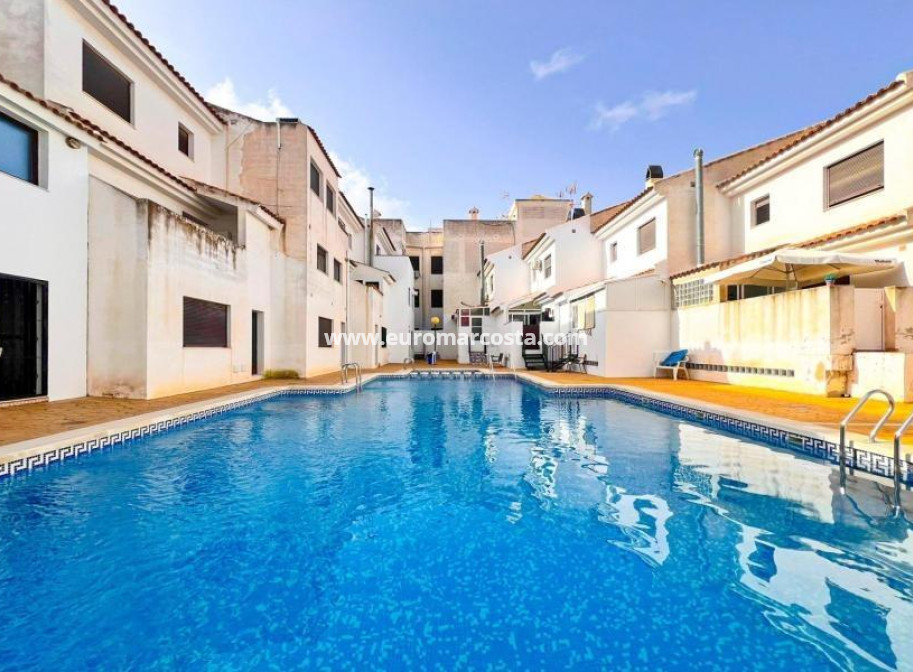 Venta - Apartamento / piso - San Miguel de Salinas - Pueblo