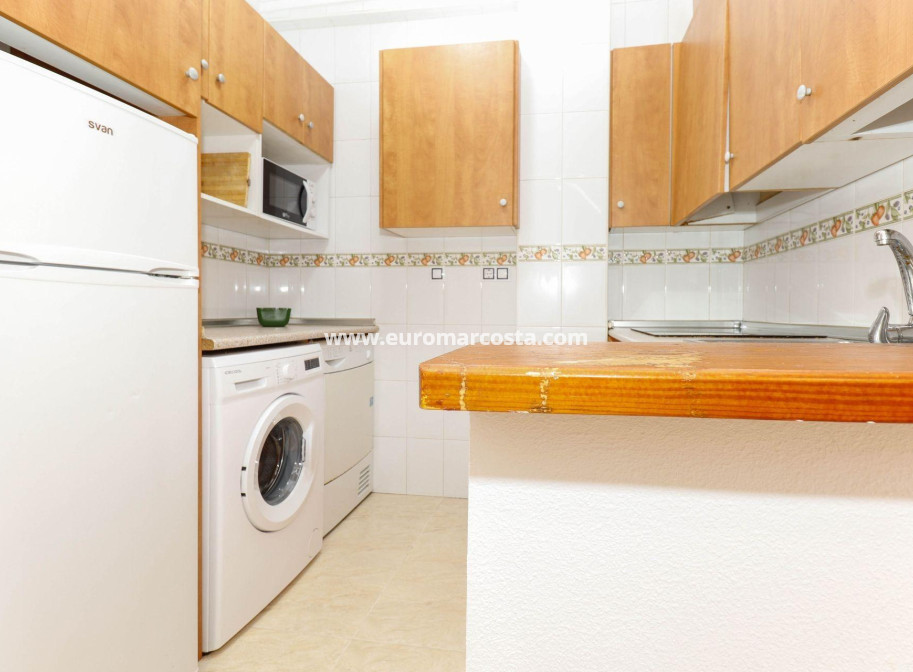 Sale - Apartment / flat - Torrevieja - TORREVIEJA