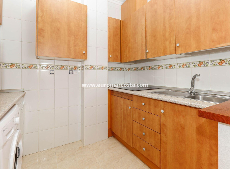 Sale - Apartment / flat - Torrevieja - TORREVIEJA