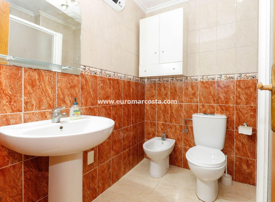 Sale - Apartment / flat - Torrevieja - TORREVIEJA