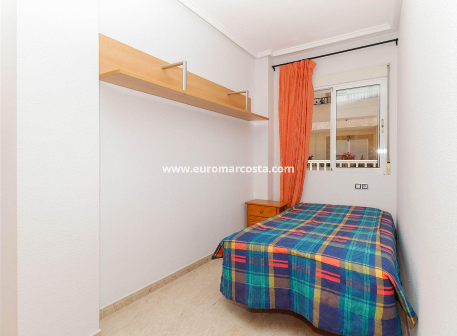 Sale - Apartment / flat - Torrevieja - TORREVIEJA