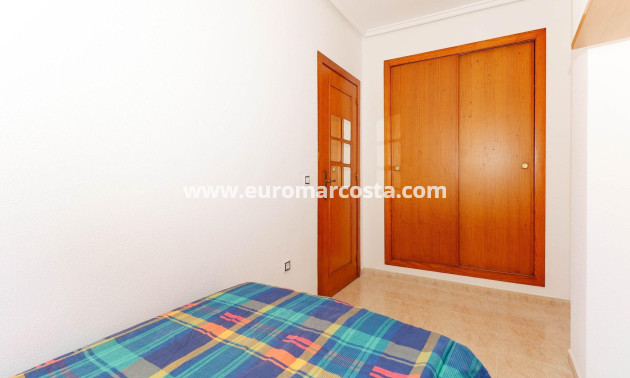 Sale - Apartment / flat - Torrevieja - TORREVIEJA