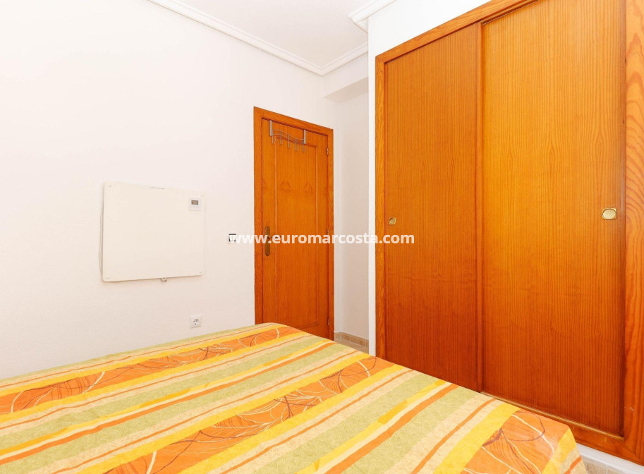 Sale - Apartment / flat - Torrevieja - TORREVIEJA