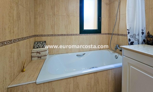 Venta - Apartamento / piso - Orihuela Costa - Lomas de Campoamor-Las Ramblas