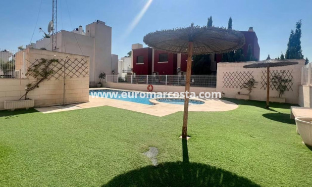 Venta - Adosado - Torrevieja - Aguas Nuevas