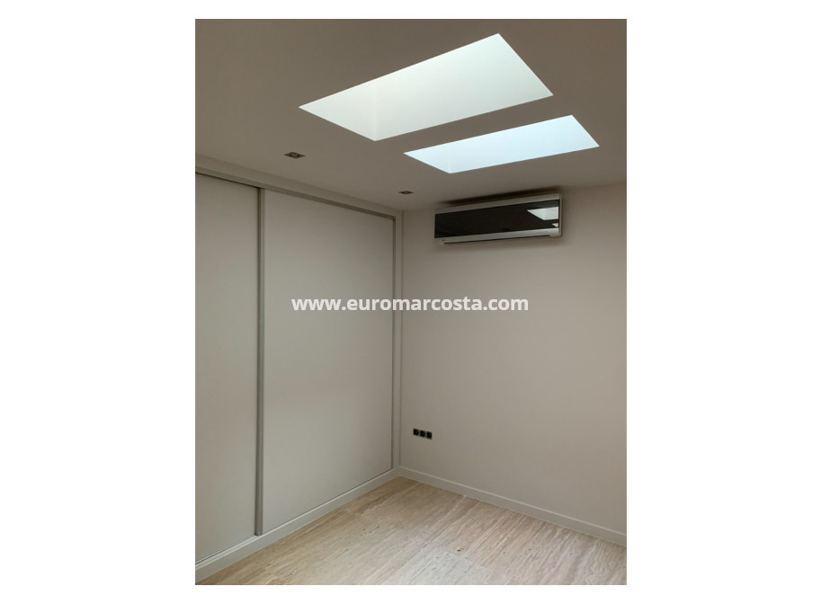 Venta - Apartamento / piso - Pilar de la Horadada