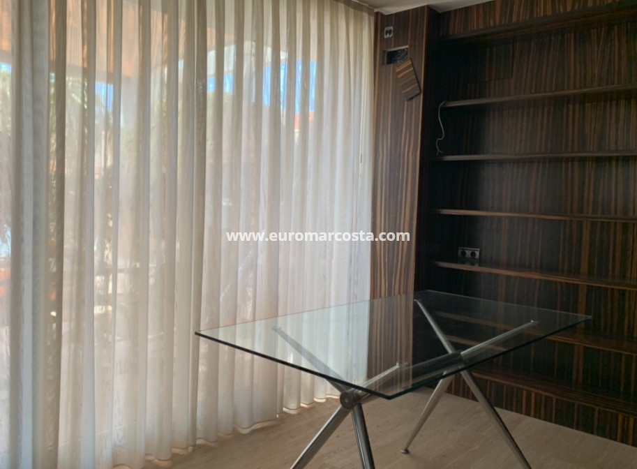 Venta - Apartamento / piso - Pilar de la Horadada