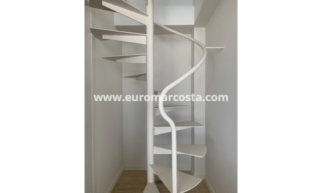 Venta - Apartamento / piso - Pilar de la Horadada