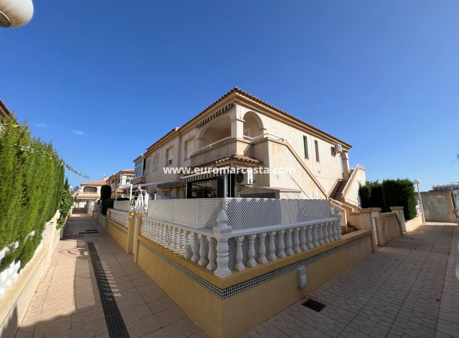 Venta - Bungalow Planta Alta - Torrevieja - TORREVIEJA