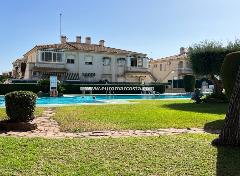 Venta - Bungalow Planta Alta - Torrevieja - TORREVIEJA