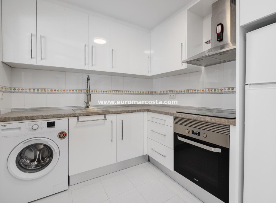 Sale - Apartment / flat - Torrevieja - TORREVIEJA