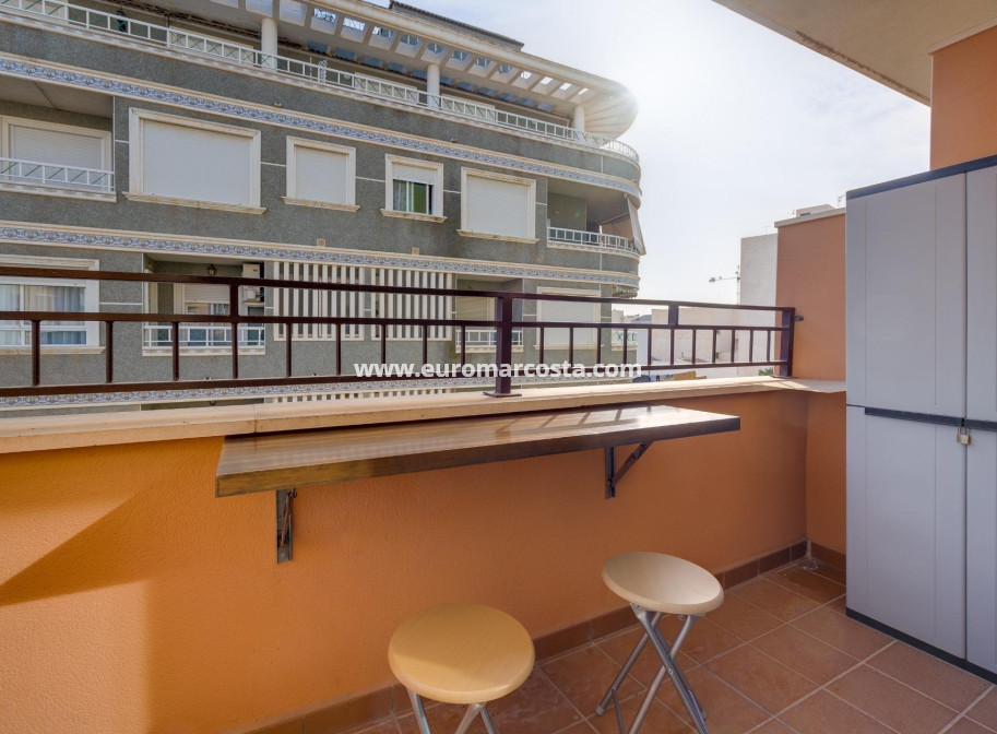 Sale - Apartment / flat - Torrevieja - TORREVIEJA