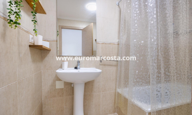 Sale - Apartment / flat - Torrevieja - TORREVIEJA