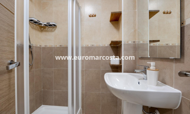 Sale - Apartment / flat - Torrevieja - TORREVIEJA