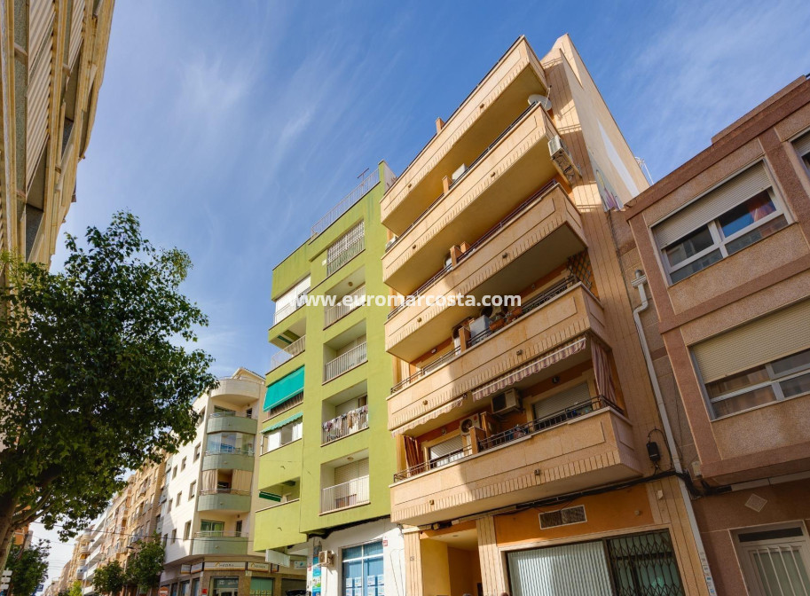 Sale - Apartment / flat - Torrevieja - TORREVIEJA
