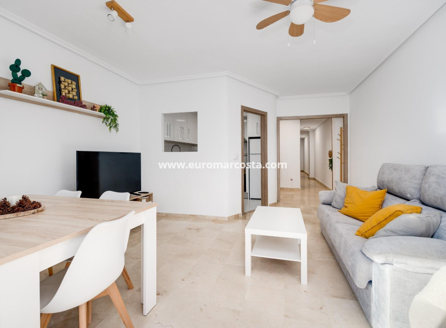 Sale - Apartment / flat - Torrevieja - TORREVIEJA