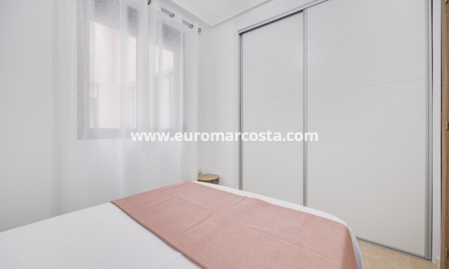 Sale - Apartment / flat - Torrevieja - TORREVIEJA