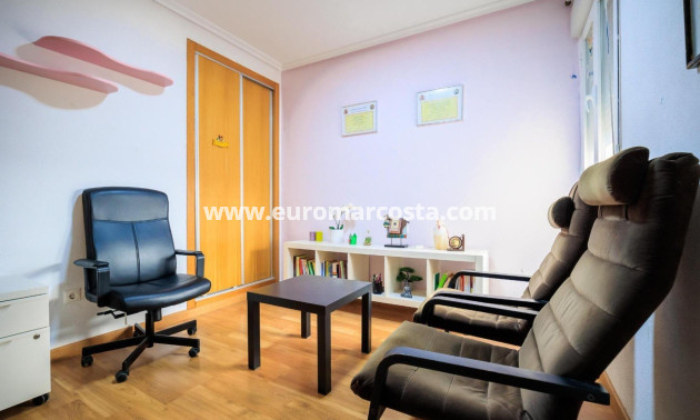 Venta - Apartamento / piso - Torrevieja - TORREVIEJA