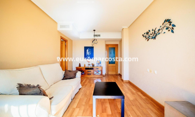 Venta - Apartamento / piso - Torrevieja - TORREVIEJA