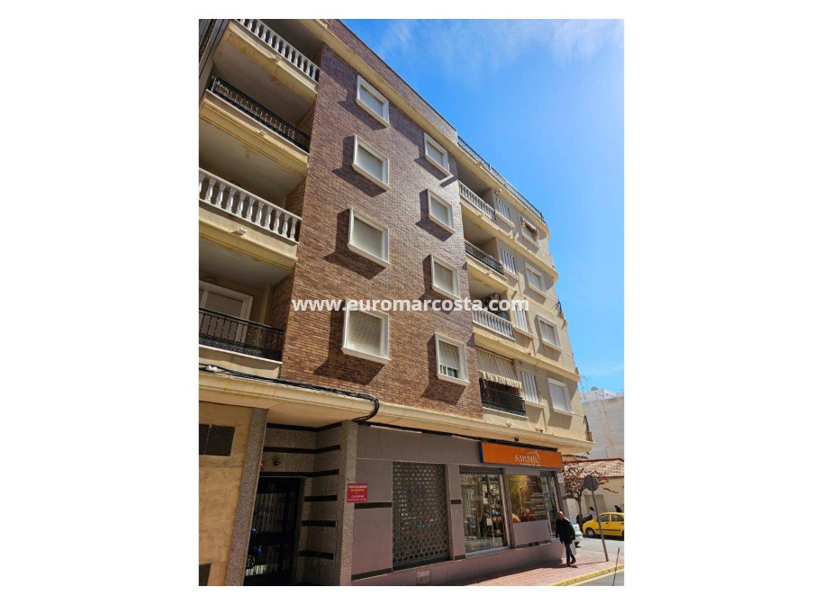 Venta - Apartamento / piso - Torrevieja - TORREVIEJA