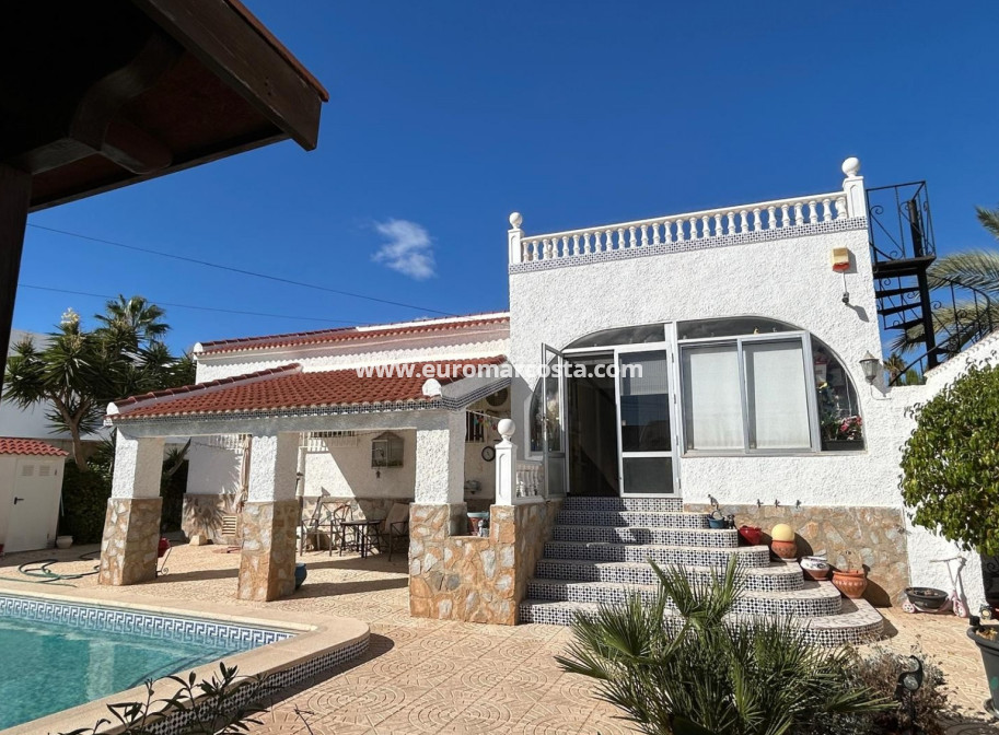 Sale - Detached House / Villa - Ciudad Quesada